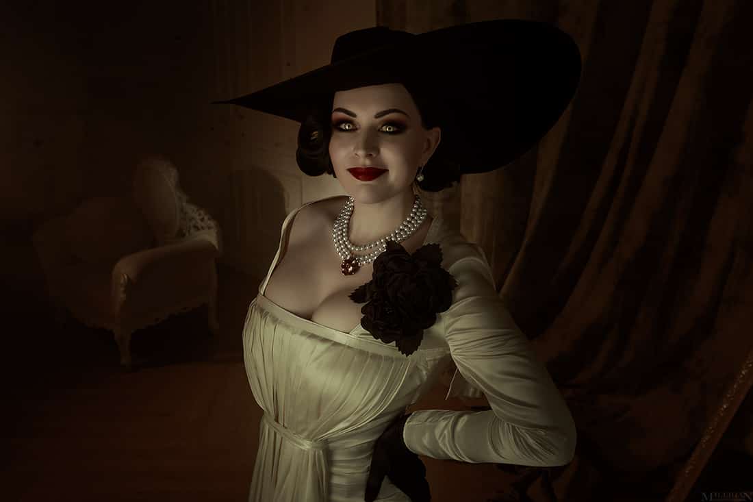 So kannst du Lady Dimitrescu cosplayen: Ein Leitfaden, um ihren Signature Look zu entschlüsseln! 7