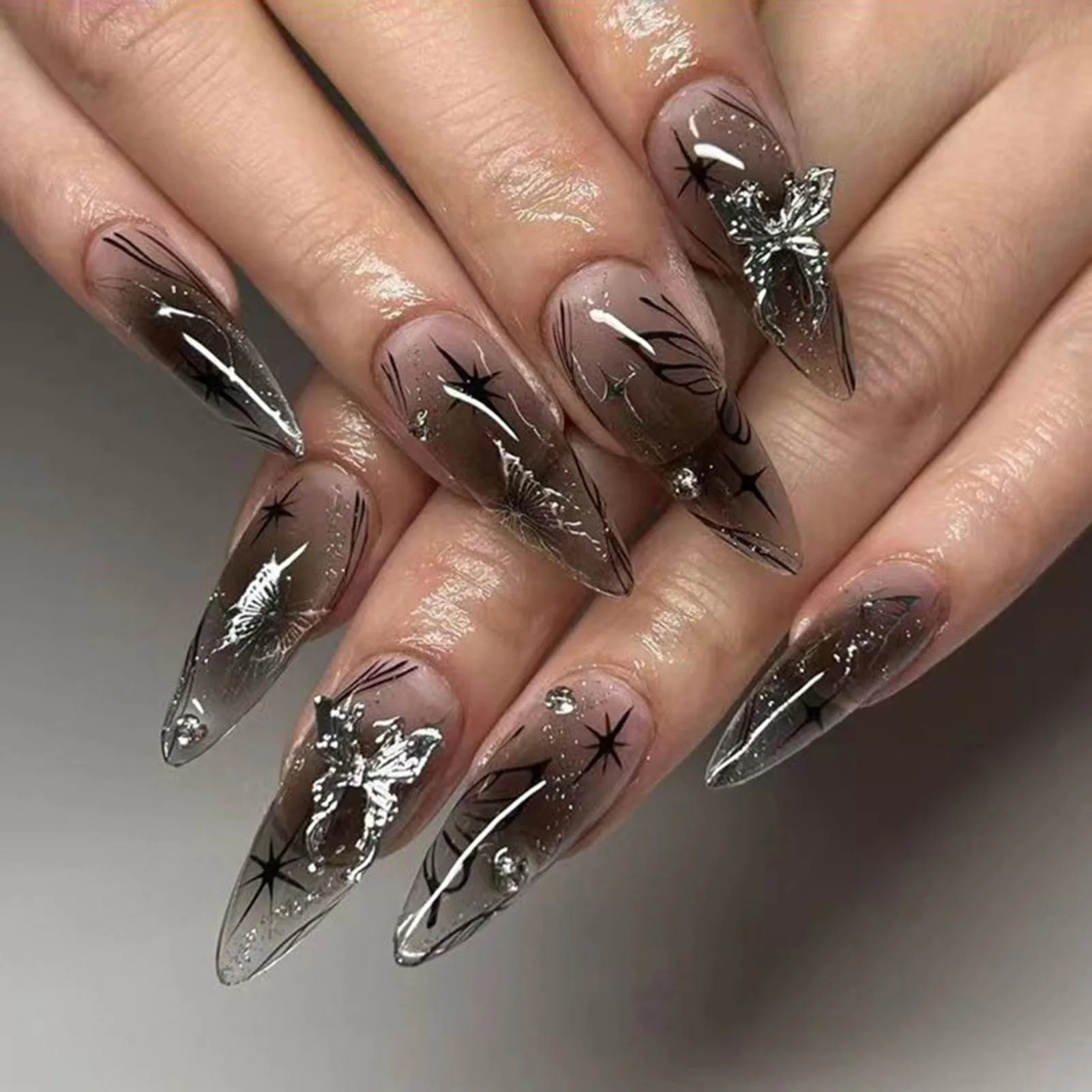 24pcs 3D Sliver Butterfly Decor False Nails Full Cover Fake Nail for Women Lady Almond Black Butterfly Press on nails Patches 1